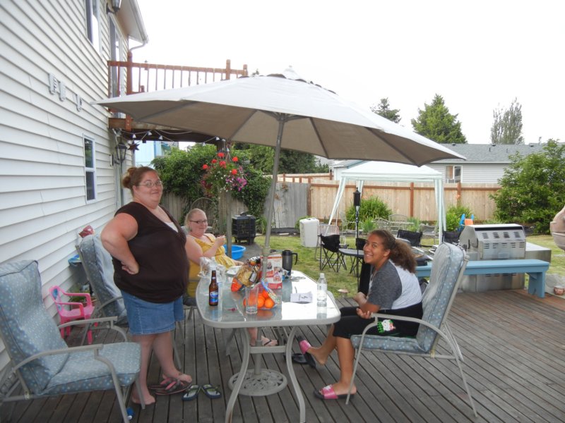 cherylsdaughtersrebeccaandandiandandisdaughterjaylani.jpg