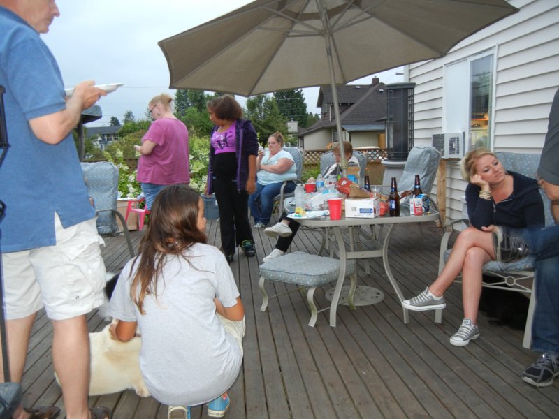 groupshotwithsteveerinandjanelleintheforegroundwithandijaylanirebeccaandcherylinthebackground.jpg